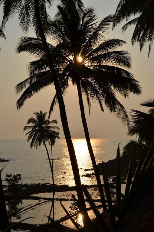 Cola Beach Sunset Bay Hotel Exterior photo